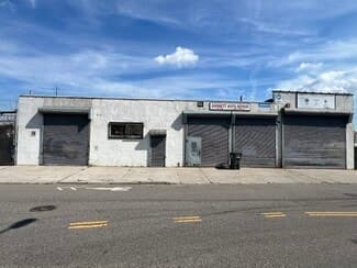 4425 Barnett Ave